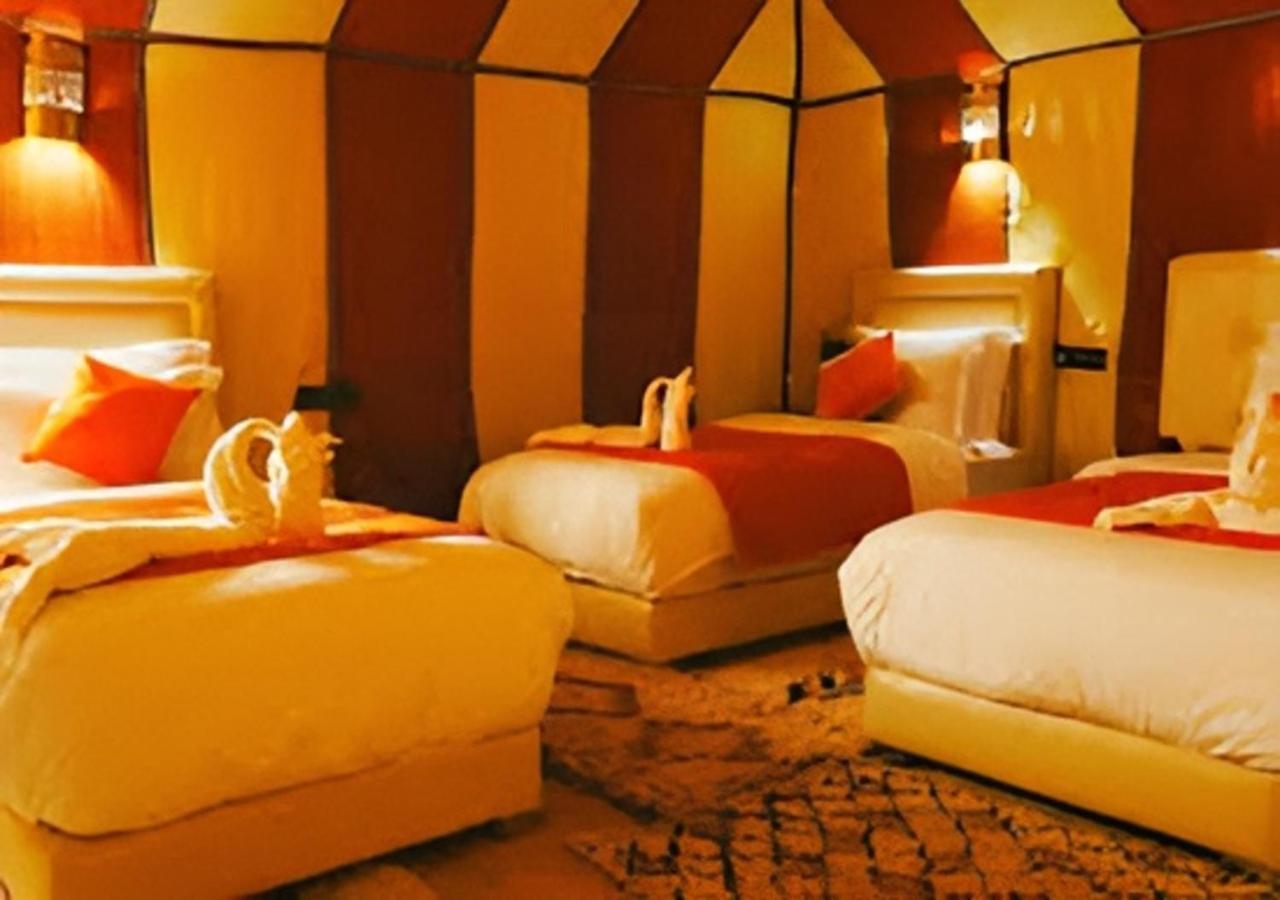 Top Desert Luxury Camp เมอร์ซูกา ภายนอก รูปภาพ