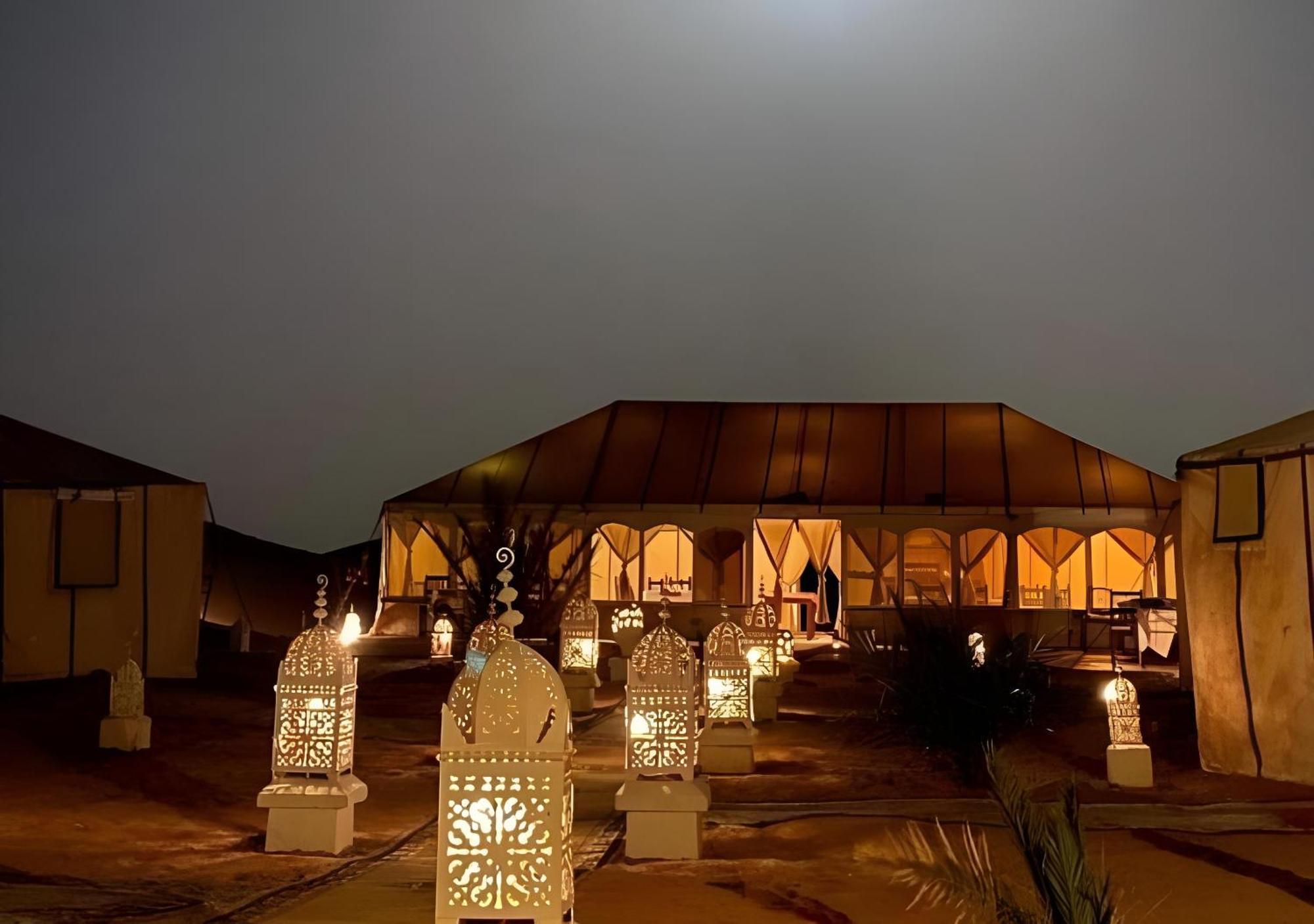 Top Desert Luxury Camp เมอร์ซูกา ภายนอก รูปภาพ