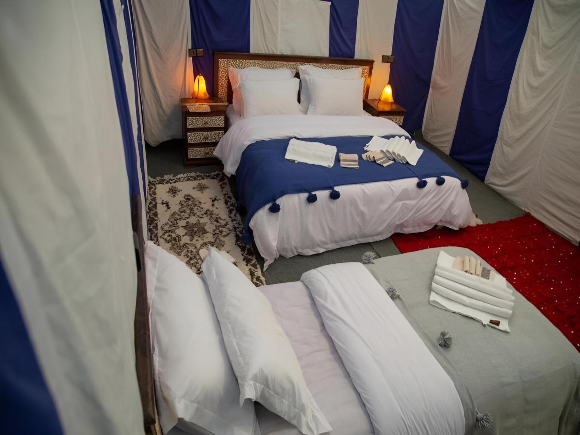 Top Desert Luxury Camp เมอร์ซูกา ภายนอก รูปภาพ