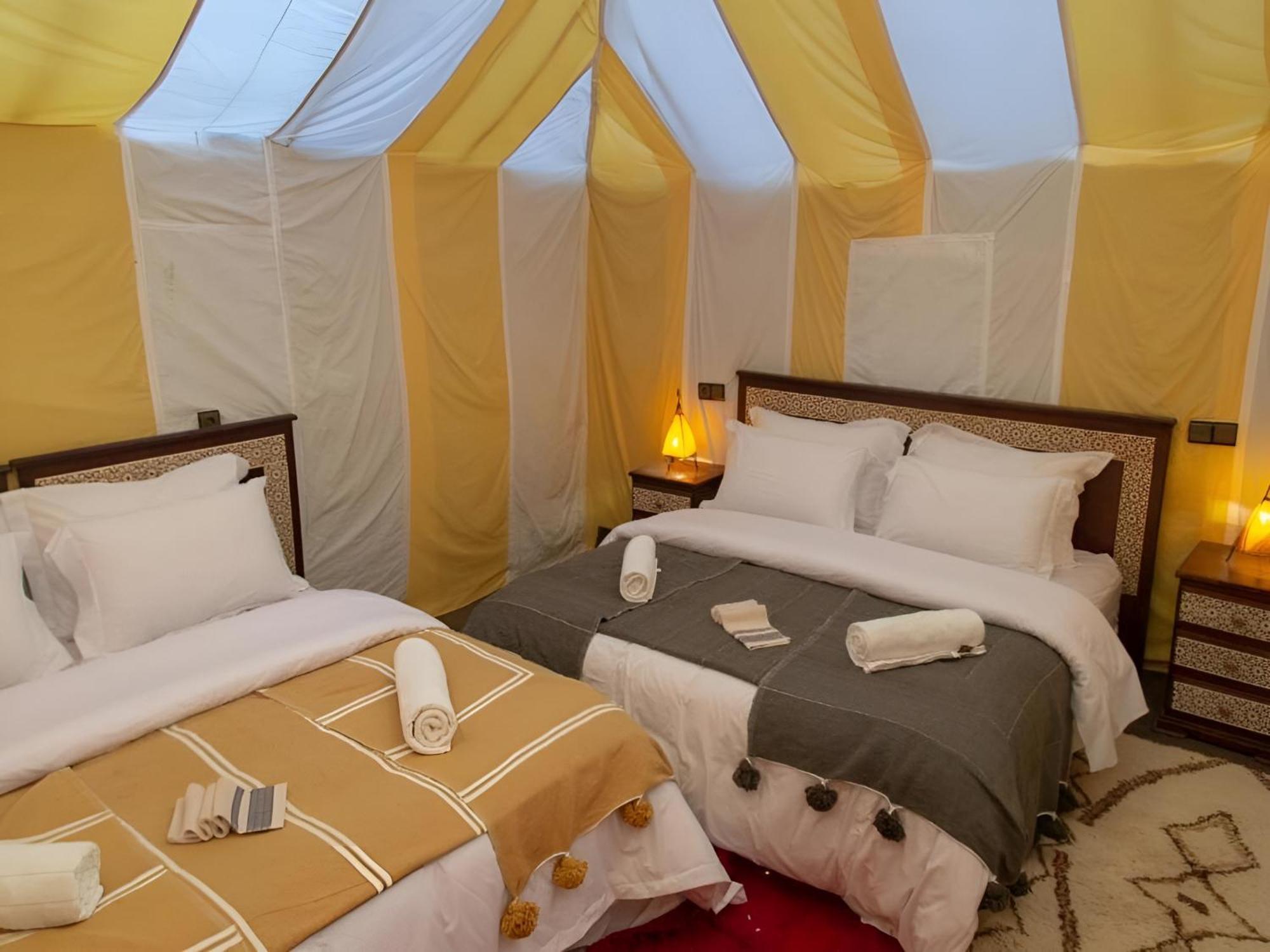 Top Desert Luxury Camp เมอร์ซูกา ภายนอก รูปภาพ