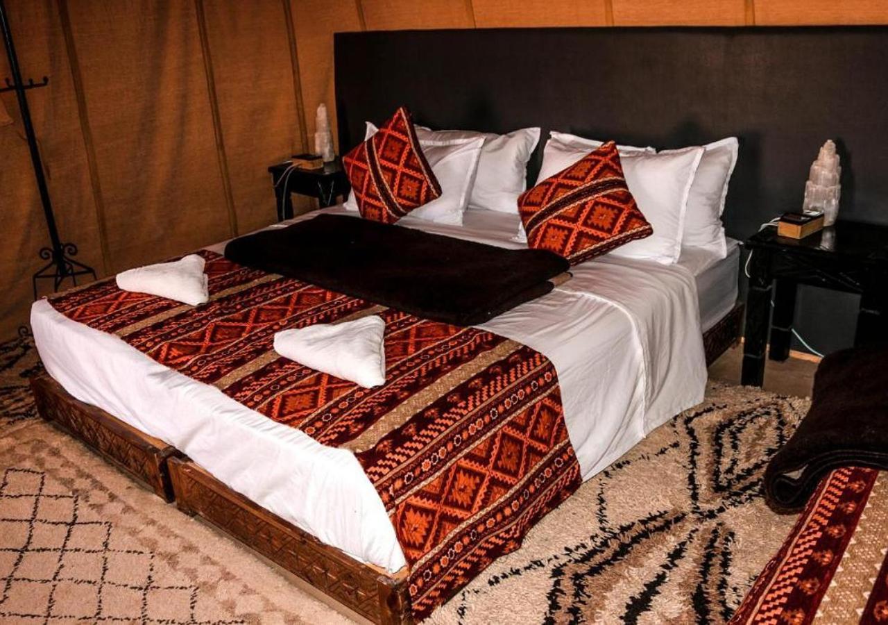 Top Desert Luxury Camp เมอร์ซูกา ภายนอก รูปภาพ